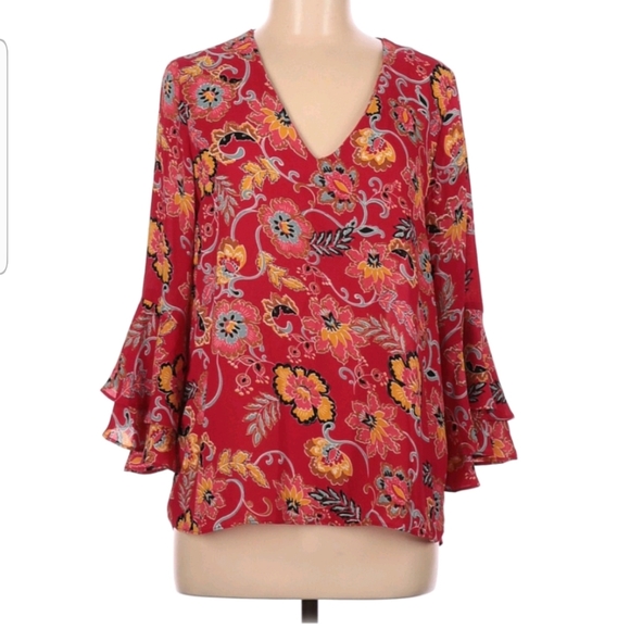 mercer & madison Tops - Mercer & Madison red floral bell sleeve bl…